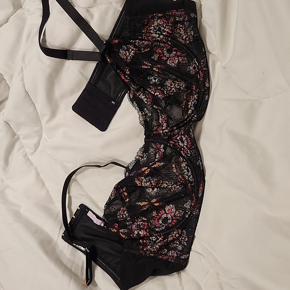 Savage X Fenty NYMPH NOUVEAU LACE STRAPLESS BRA
